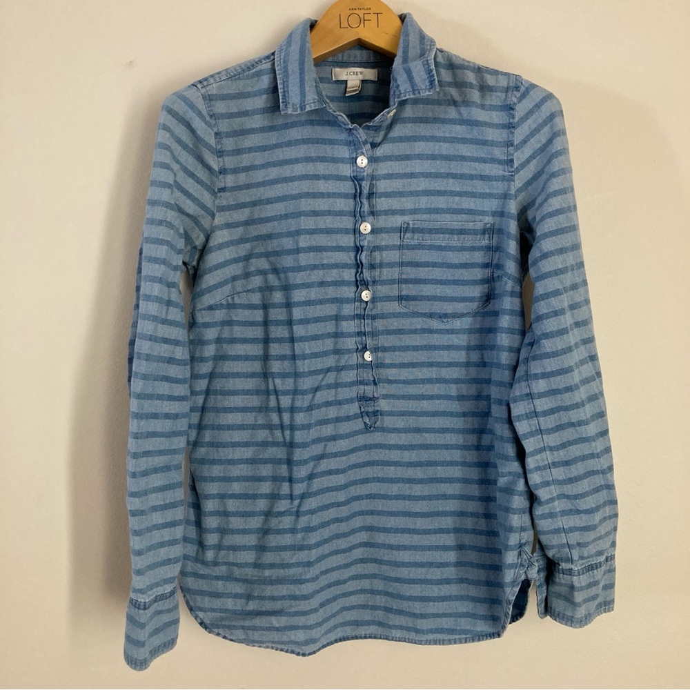 J. Crew Women's Size 0 Blue Casual Button Down Shirt with Stripes
